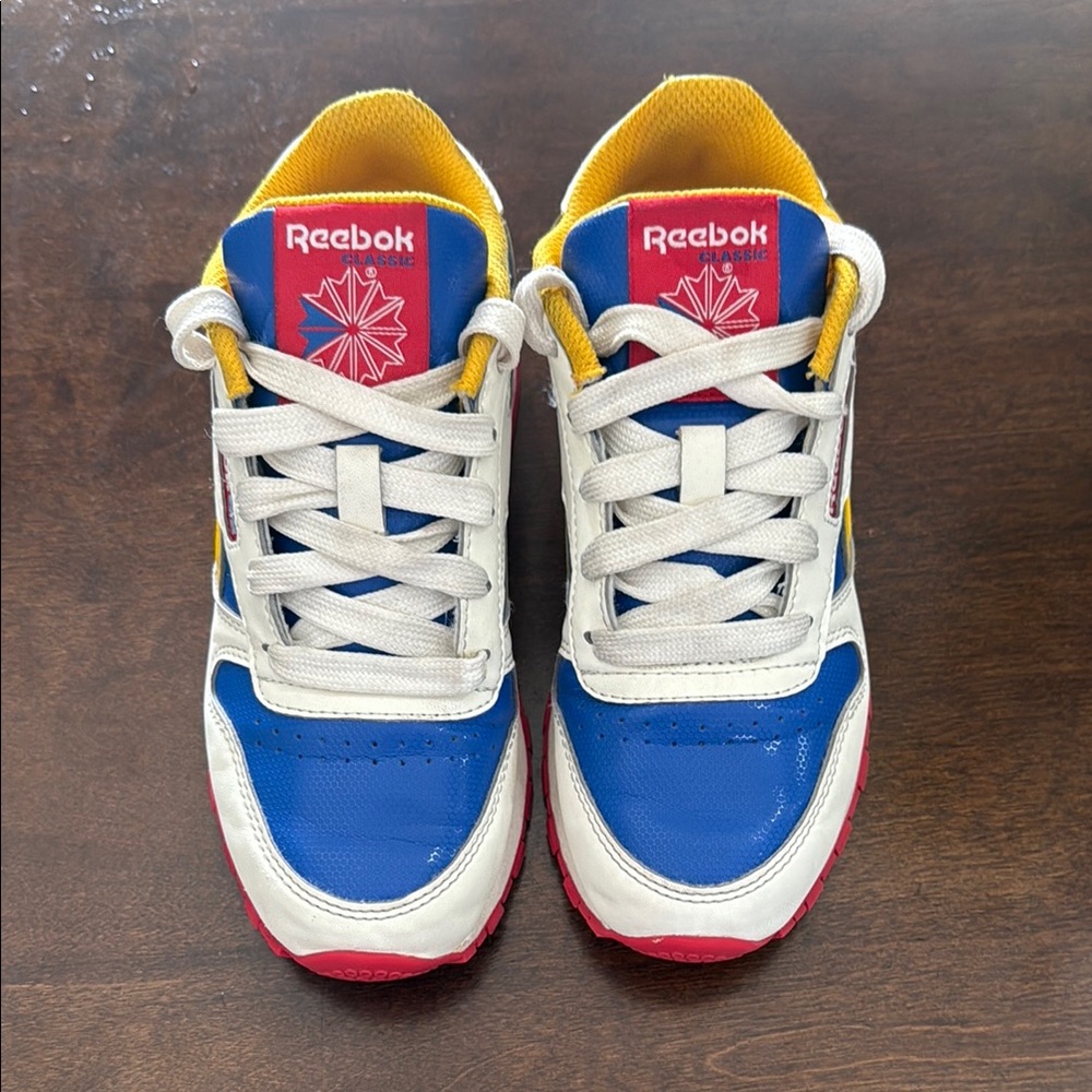 Reebok Blue and White Sneakers Retro Design